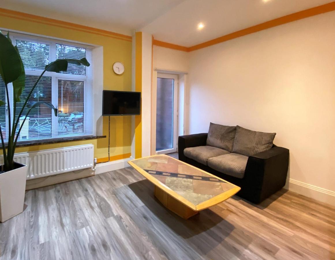 Harlestone Retreat (Adults Only) Northampton Exterior foto